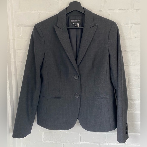 Jones New York suit - Picture 7 of 13